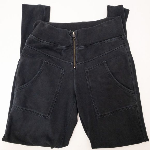 FREE PEOPLE On The Road Pants Black Size Medium - Picture 11 of 11